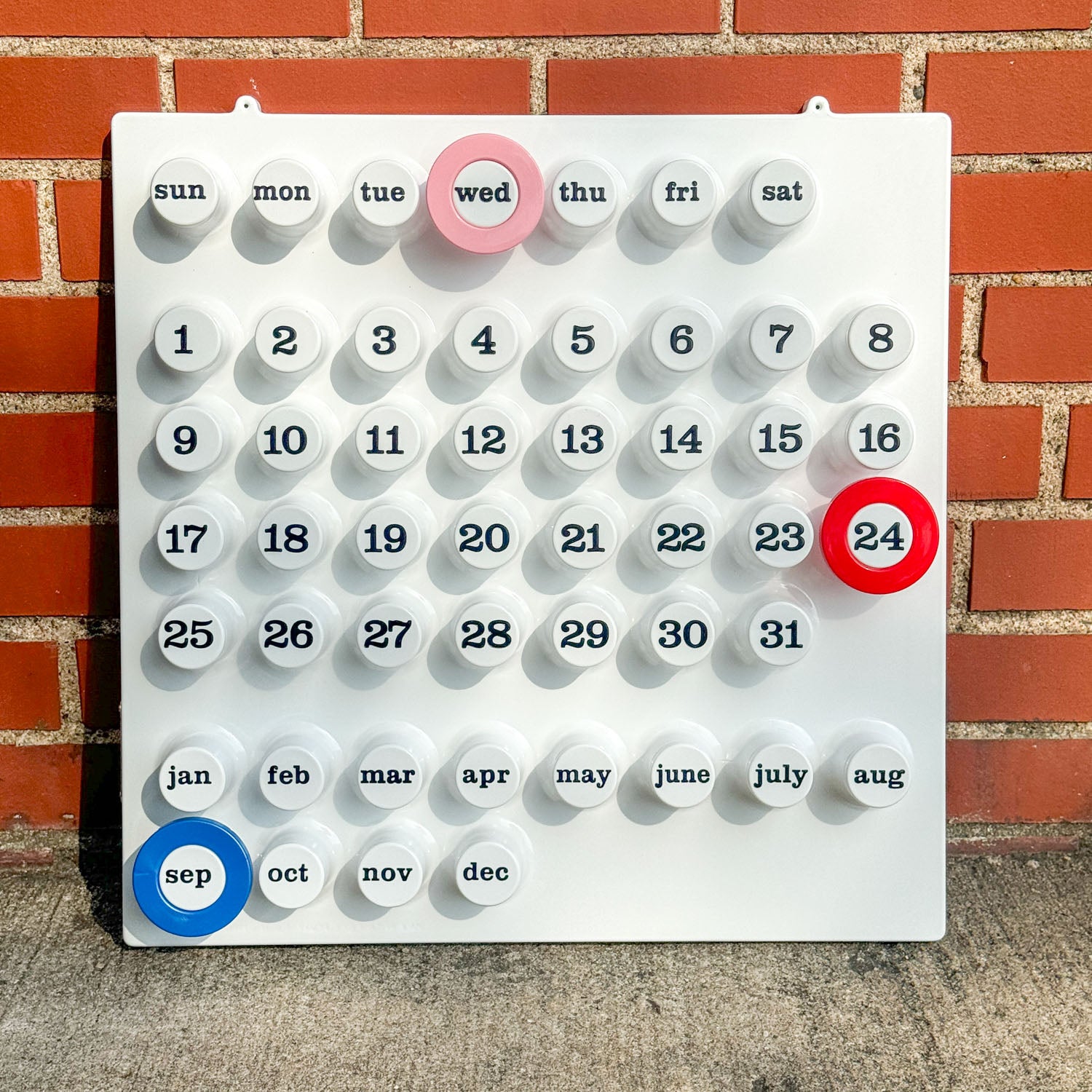 カレンダー・スケジュール Ring a Date Perpetual Wall Calendar Perpetual Ring-A-Date Wall Calendar by Giorgio Della Beffa for